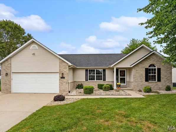 929 Millikin Dr, Fairview Heights, IL 62208