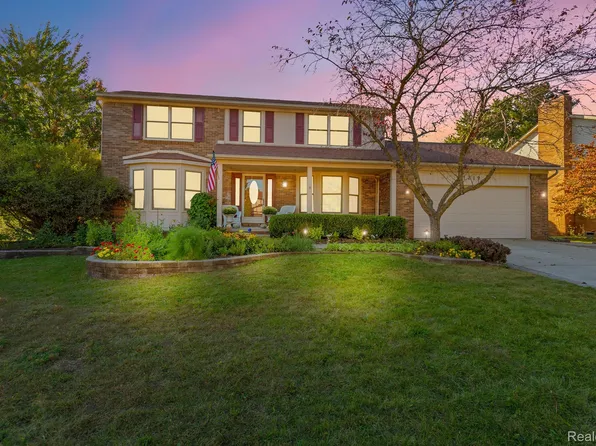 1219 Tiverton Trail Dr, Rochester Hills, MI 48306
