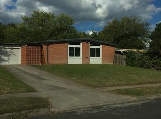 547 Lively Dr, San Antonio, TX 78213