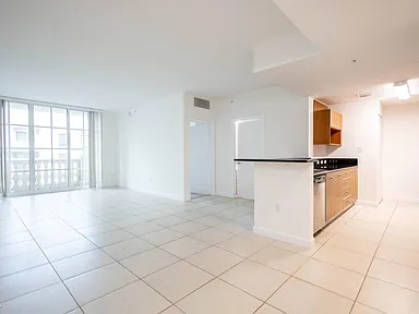 1 Bedroom + Den - 986 SQFT