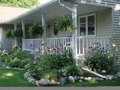 2nd image of 30175 Oakland Dr