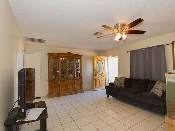 4th image of 13040 Santa Ysabel Dr