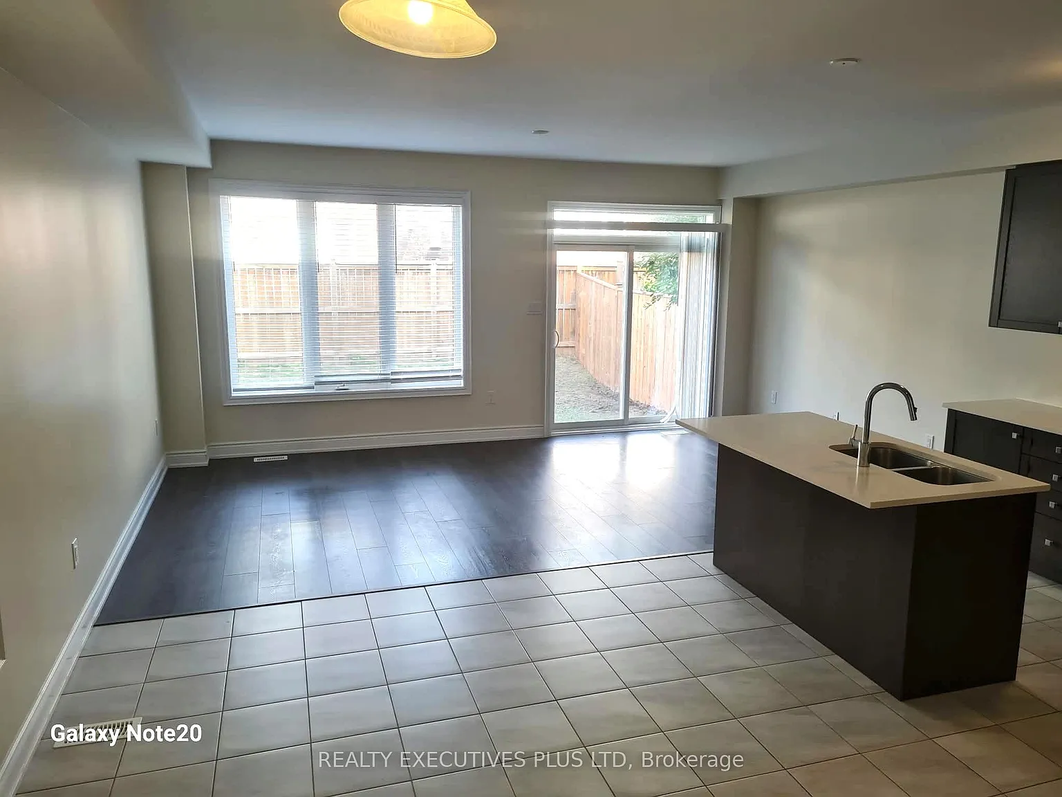 4 bed, $2,795 — Photo 3