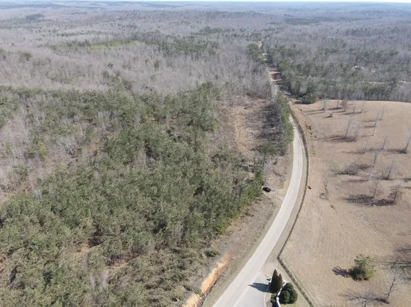 5 Pyburn Dr, Savannah, TN 38372