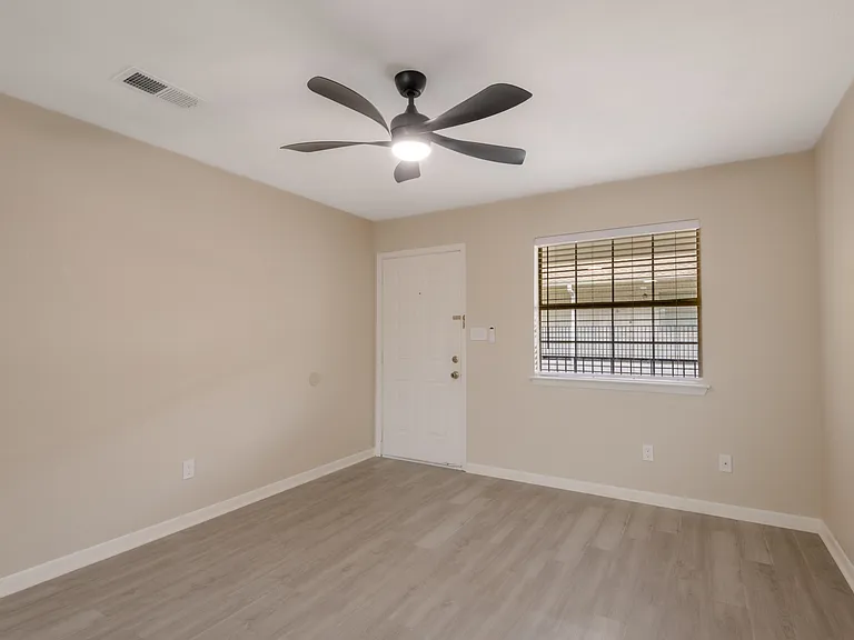 600 Palm St — Photo 10