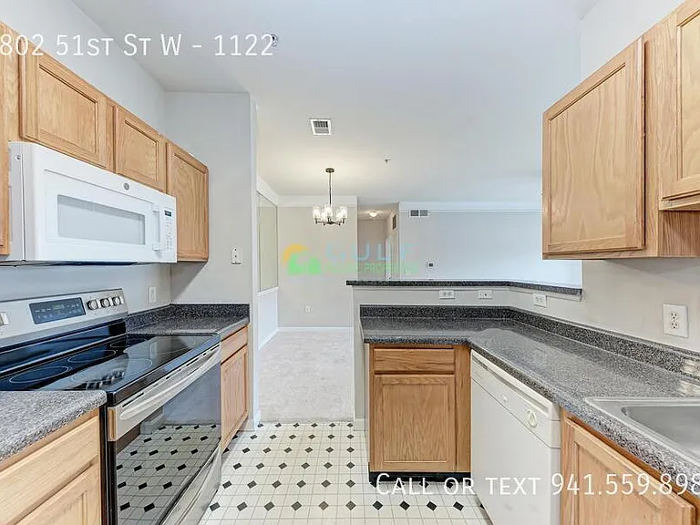 4802 51st St W #1122 — Photo 11