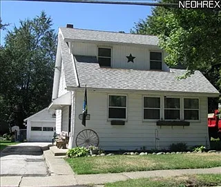 162 Hazelwood Ave photo 1