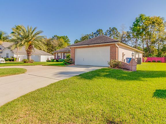 3rd image of 10849 Lydia Estates Dr E