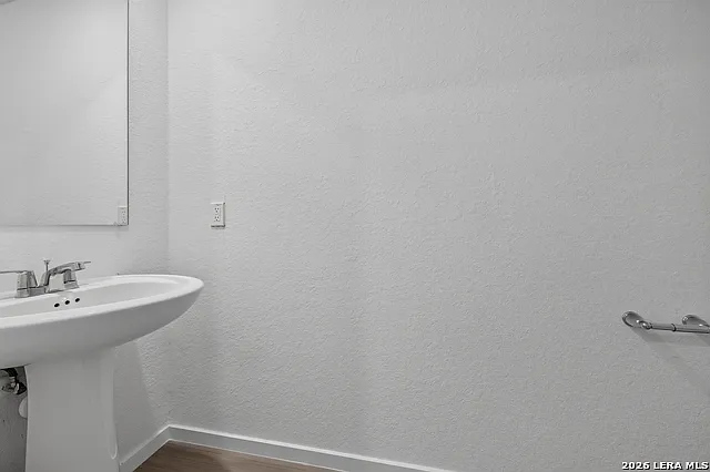 8026 Biggio Ln — Photo 16