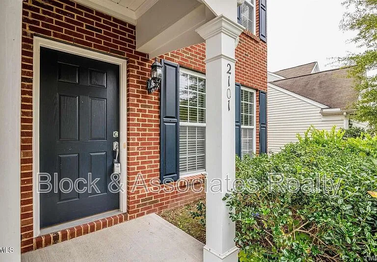 2101 Addenbrock Dr — Photo 2