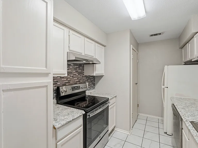 14550 Fonmeadow Dr #1002 — Photo 15