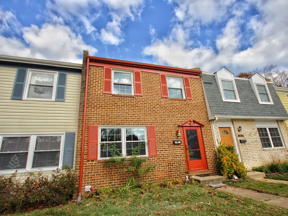 1613 Forest Hill Ct