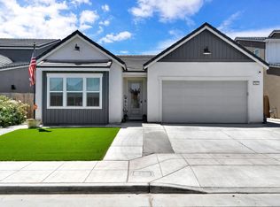 7081 W Ashcroft Ave, Fresno, CA 93723