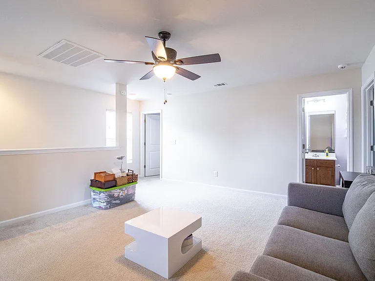 134 Hamilton Grove Dr — Photo 15