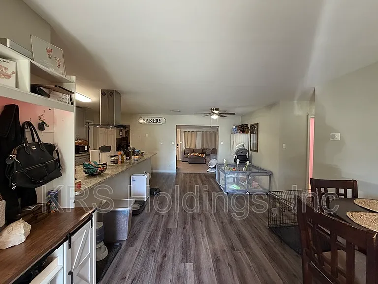 617 De Laura Cir — Photo 2