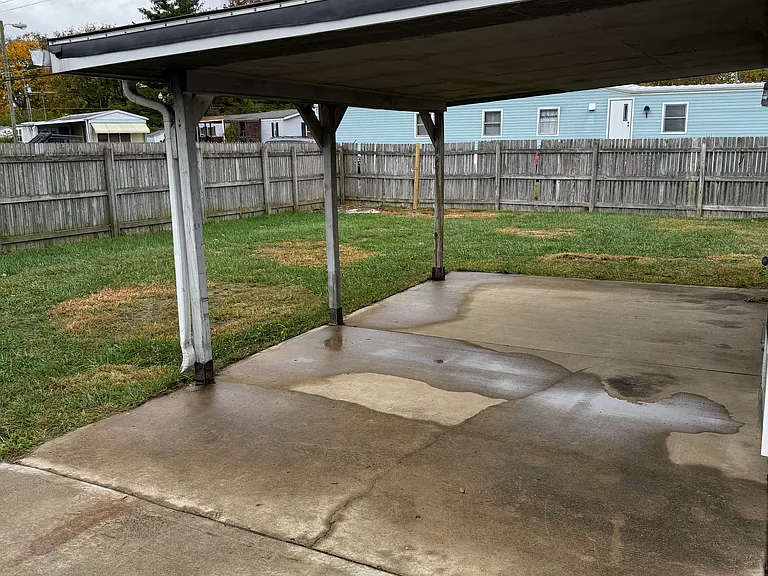 411 Eberhart Dr — Photo 10