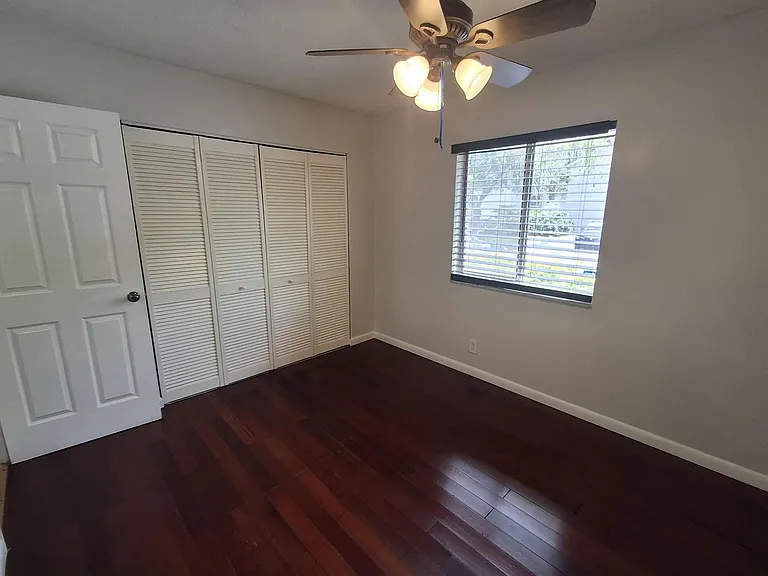 S Palm Aire Dr — Photo 10