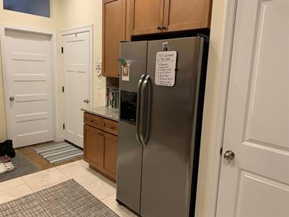1st image of 212 E Chase St #1