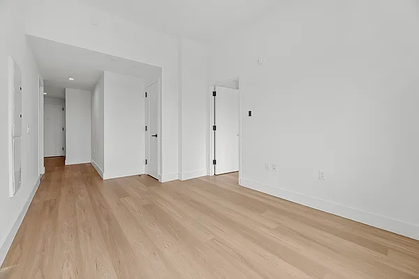 Rented by REAL New York | media 3