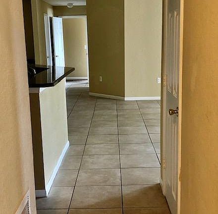 2nd image of 425 Timberwalk Ct APT 1121
