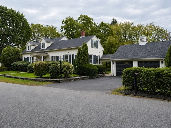 2043 Wellington St, Dighton, MA 02715