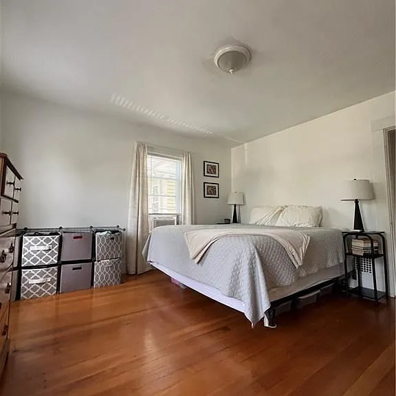 19 Pell St — Photo 9