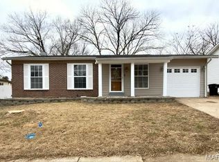 11623 Arroyo Dr, Florissant, MO 63033