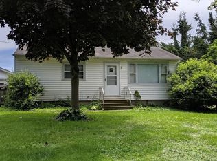 124 Oak Dr #124, Dekalb, IL 60115