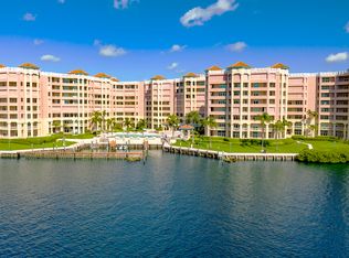 300 SE 5th Ave APT 4060, Boca Raton, FL 33432