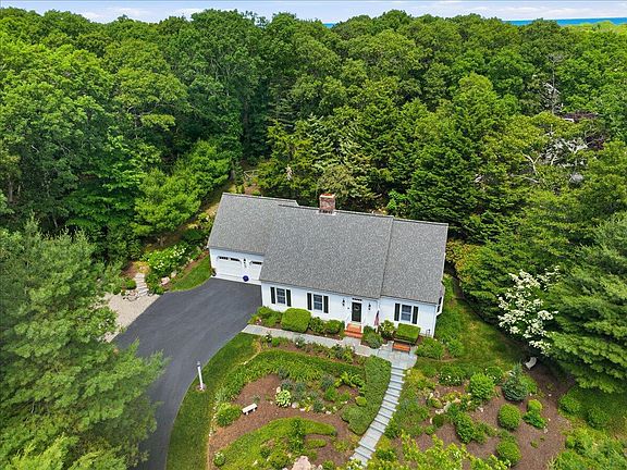 2nd image of 11 Tower Hill Drive