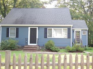 2 Beverly Cir, Holliston, MA 01746