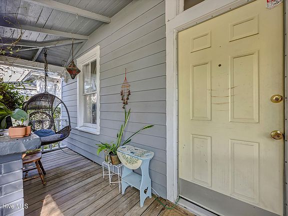3rd image of 415 Brunswick Street