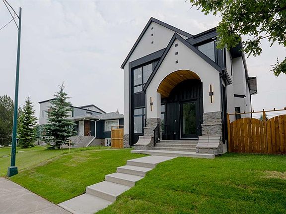 2nd image of 2207 N Victoria Cres NW