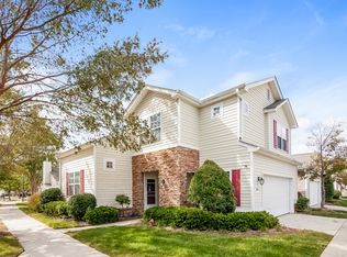 8651 Meadowmont View Dr, Charlotte, NC 28269