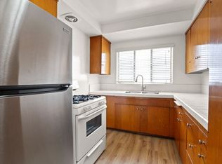 927 3rd St APT 4, Santa Monica, CA 90403