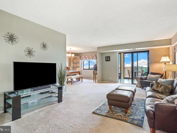 5901 Mount Eagle Dr APT 1216, Alexandria, VA 22303
