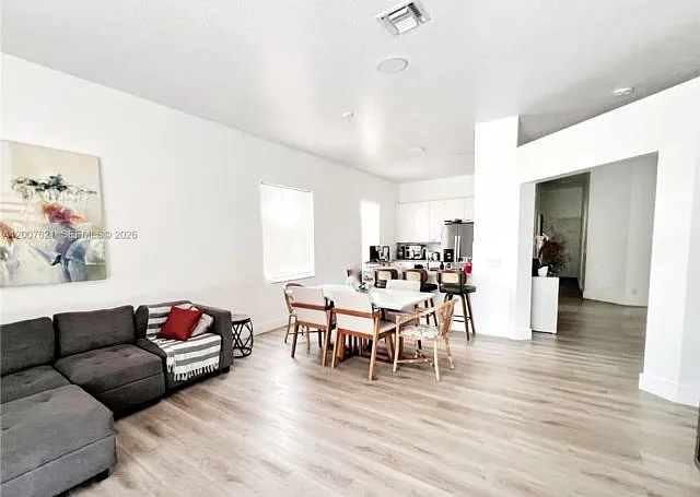 1901 Cedar Ct — Photo 13