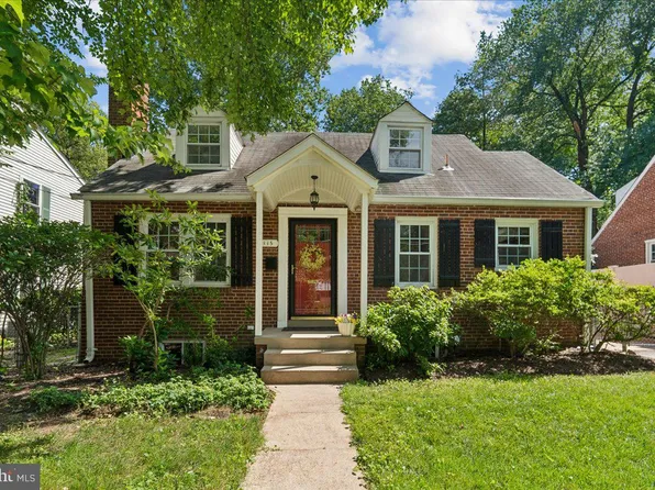 115 Eastmoor Dr, Silver Spring, MD 20901