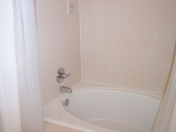 Master Tub