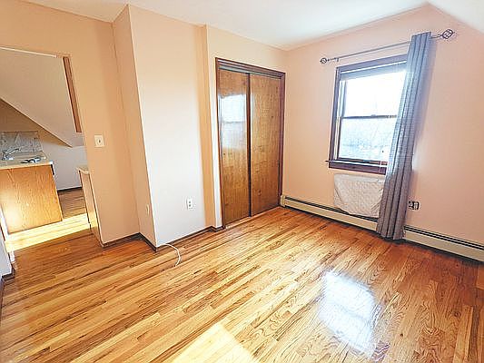 1st image of 191 Bay 13 St #Top