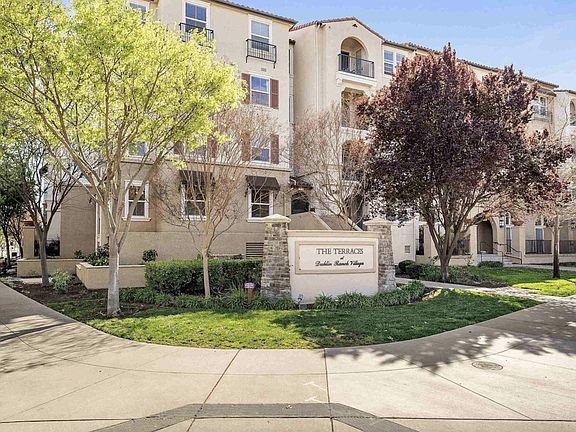 Front entrance - unit located at 1st floor and corner unit making it direct/easy access to outside/ Park