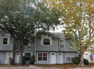 8512 J R Manor Dr, Tampa, FL 33634