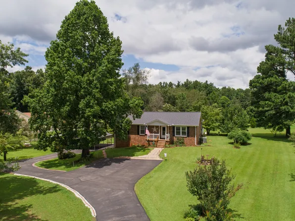 7325 Cumberland Dr, Fairview, TN 37062