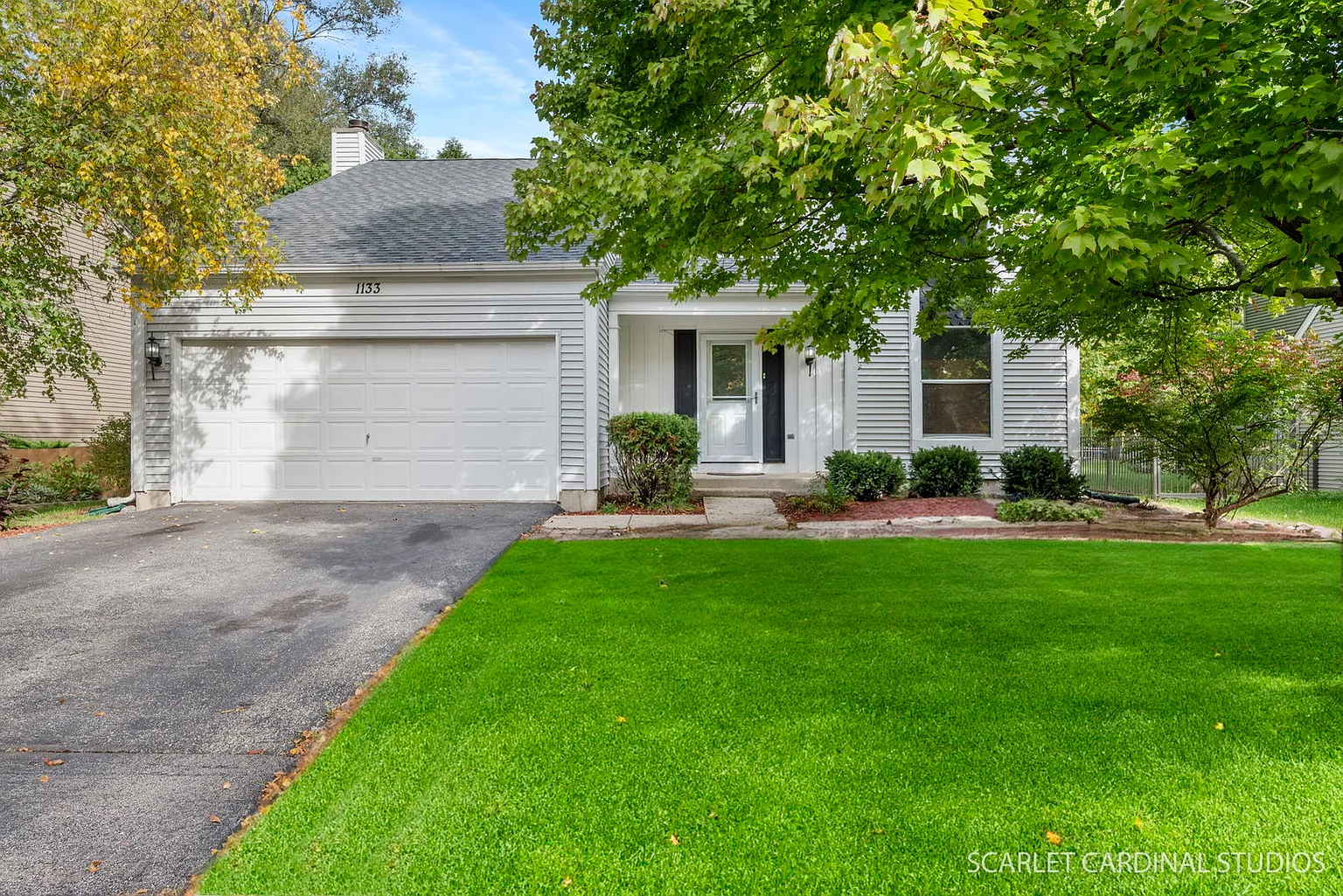 1133 Gateshead Dr photo 1