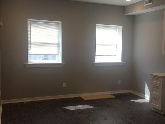 4th image of 4518 Lancaster Ave #000001