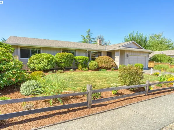 3021 SW Battaglia Ave, Gresham, OR 97080
