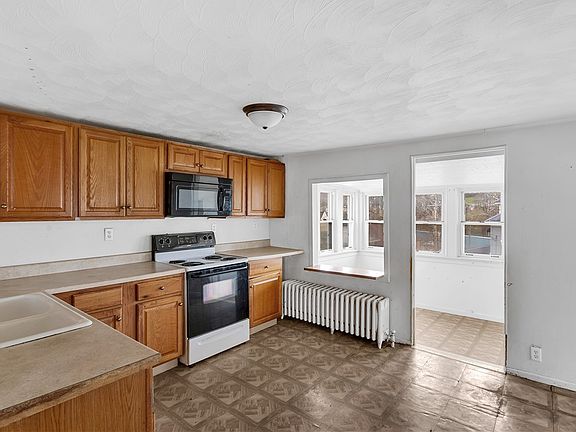 5th image of 312 Lafferty St
