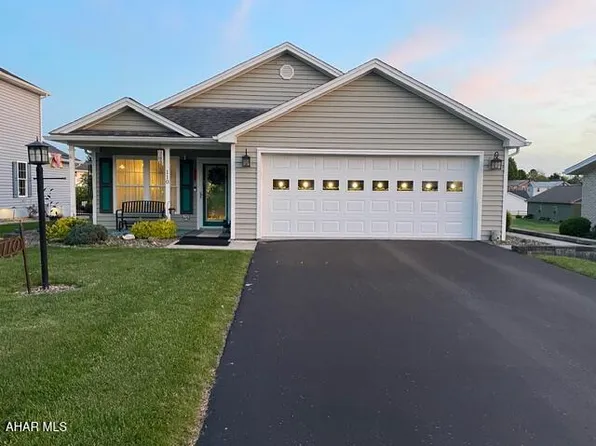 110 E State St, Martinsburg, PA 16662