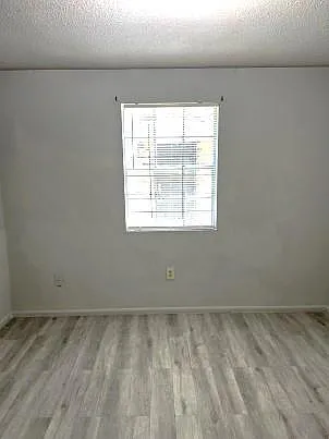 941 W Monterey Ct #D — Photo 5