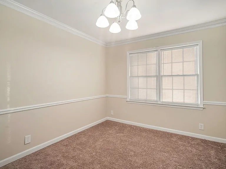 3845 Woodyhill Dr — Photo 4
